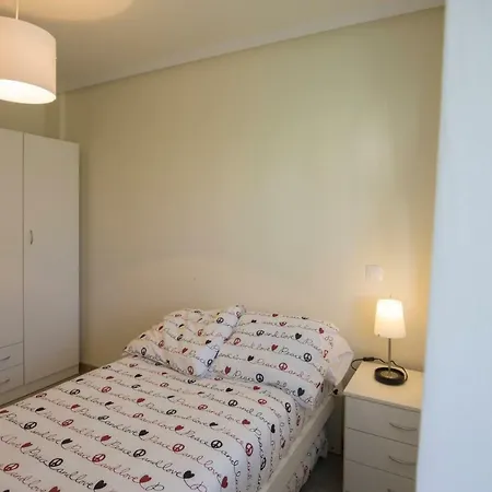 Apartmentos شقة Cudon