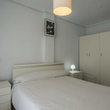شقة Apartmentos *